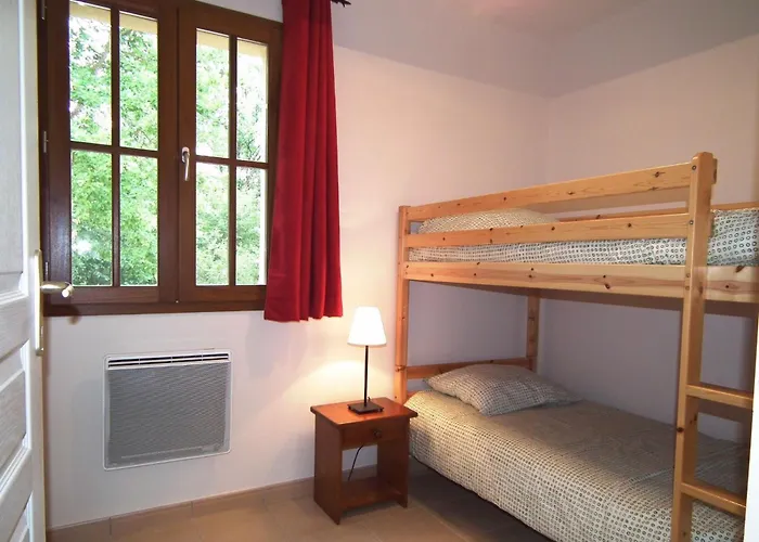 Domaene Mit Jacuzzi By Interhome 度假居 *