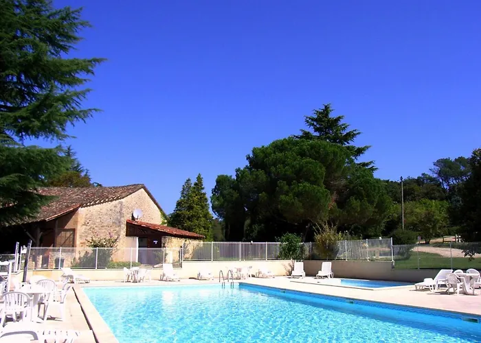 Domaene Mit Jacuzzi By Interhome 別荘 Gavaudun