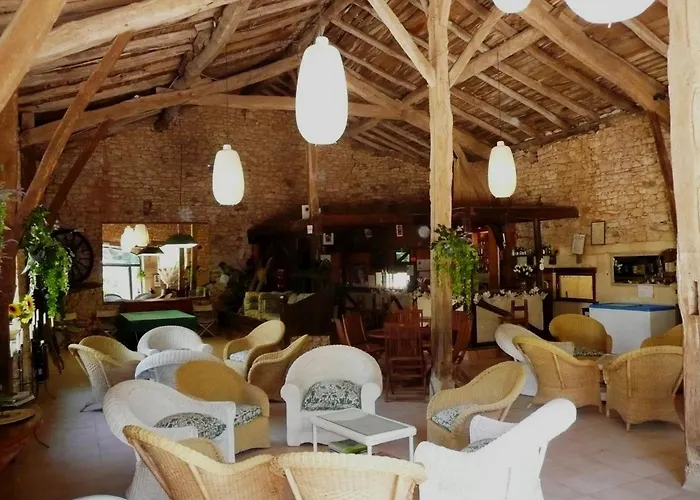 度假居 Domaene Mit Jacuzzi By Interhome *