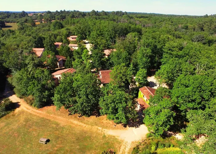 別荘 Domaene Mit Jacuzzi By Interhome Gavaudun